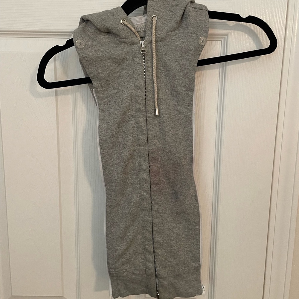 Veronica Beard Hoodie Dickie